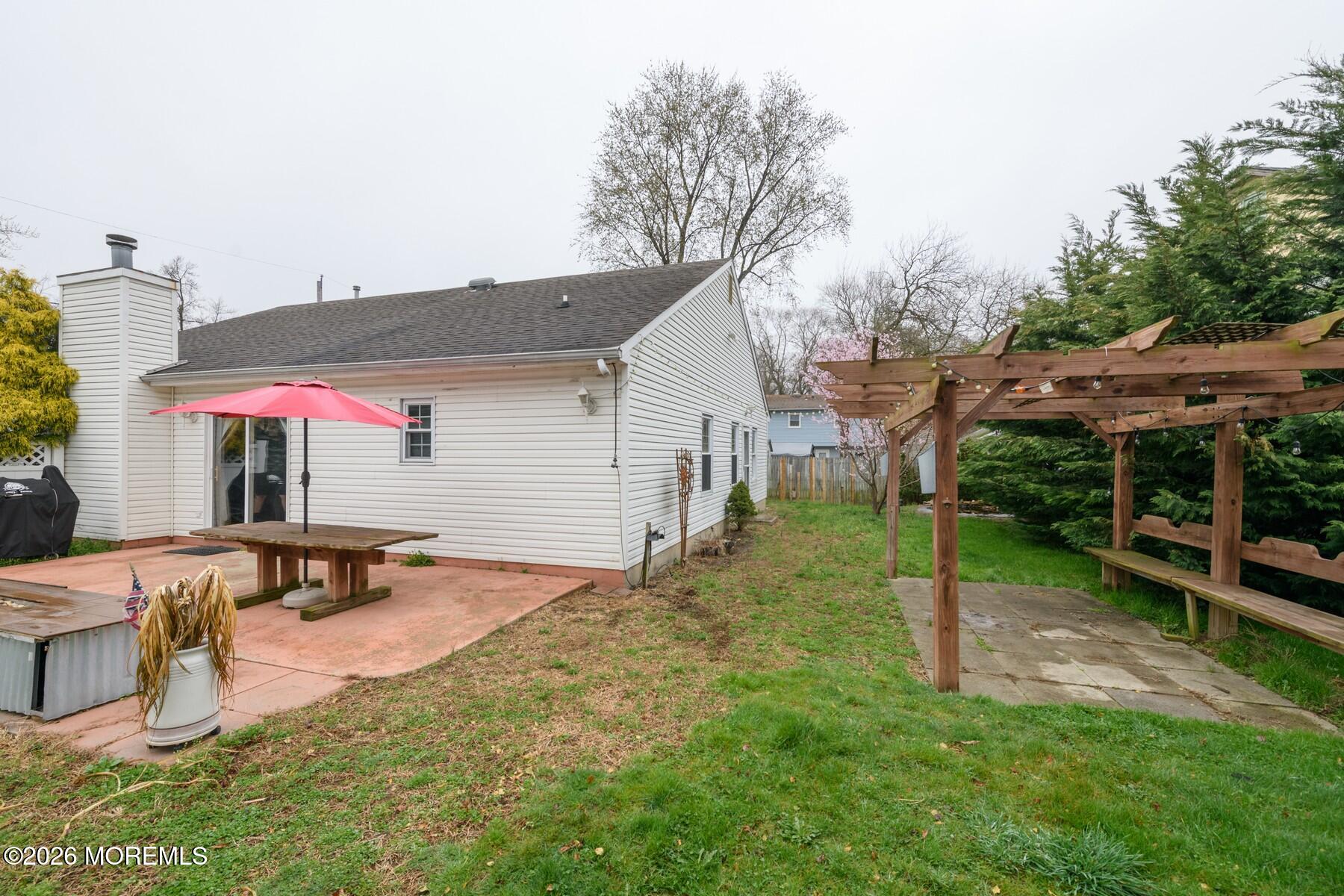 210 Raritan Place Keansburg, NJ 07734 - Photo 9 of 31 BAP_4535