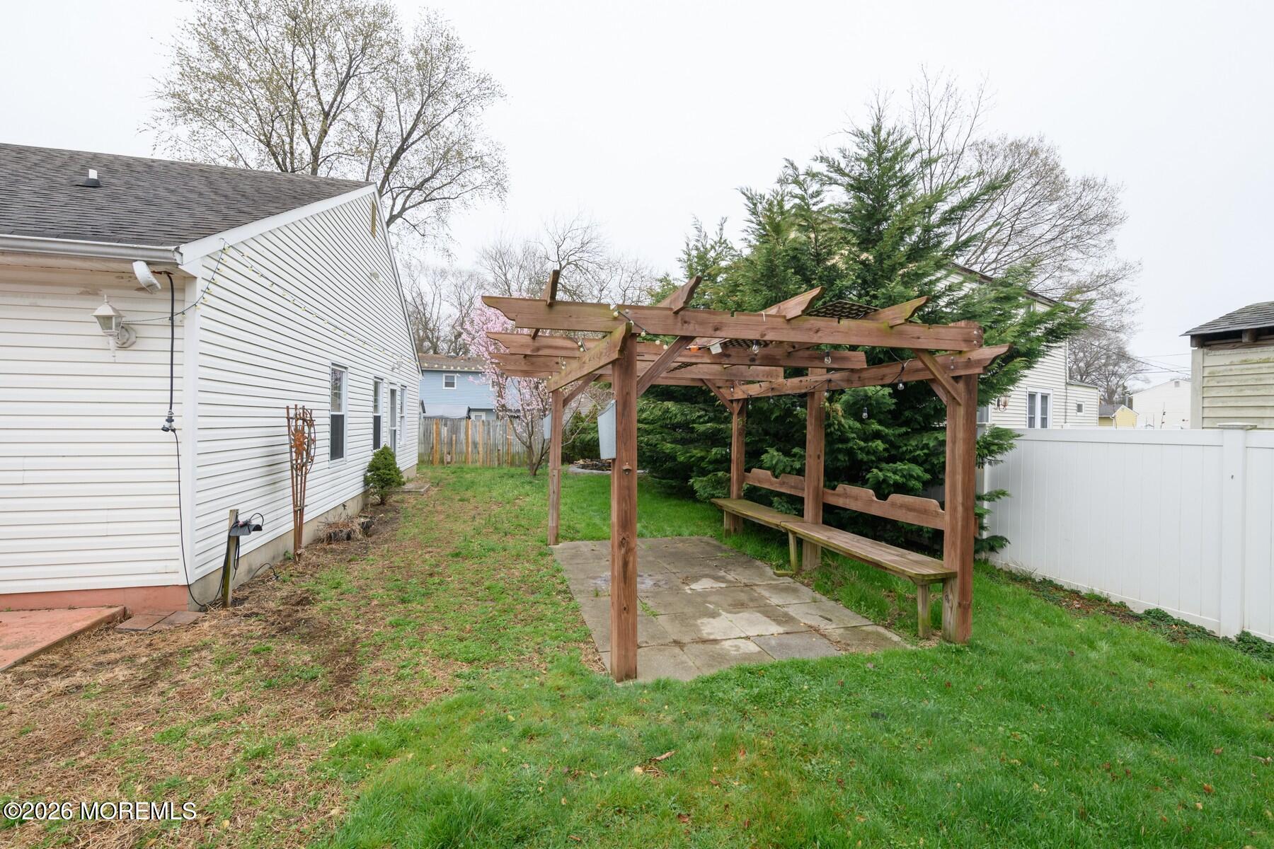 210 Raritan Place Keansburg, NJ 07734 - Photo 10 of 31 BAP_4537