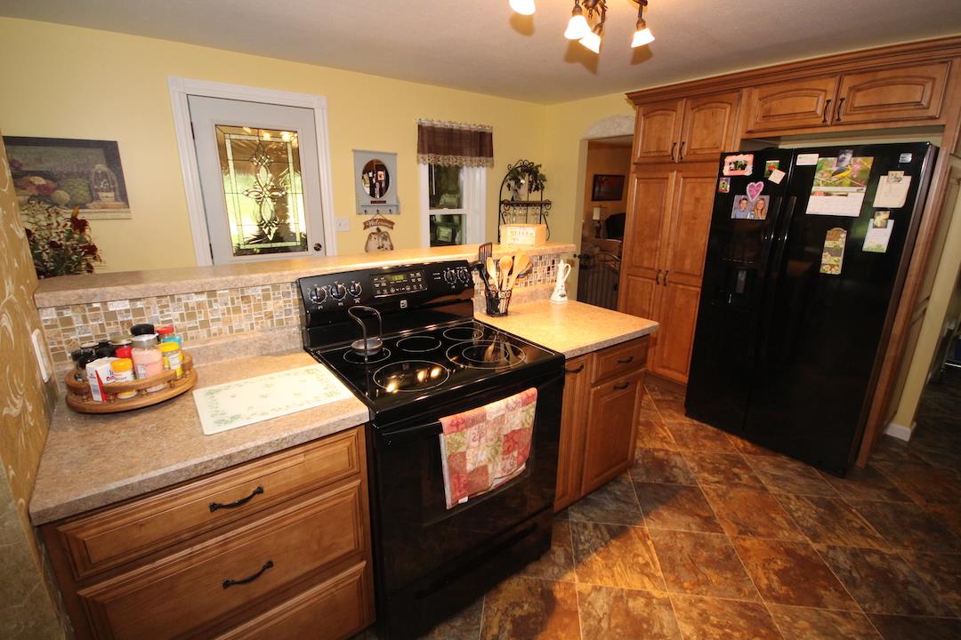 8570 West Herrick Road Lake, MI 48632 - Photo 9 of 37 1835559-8.JPG