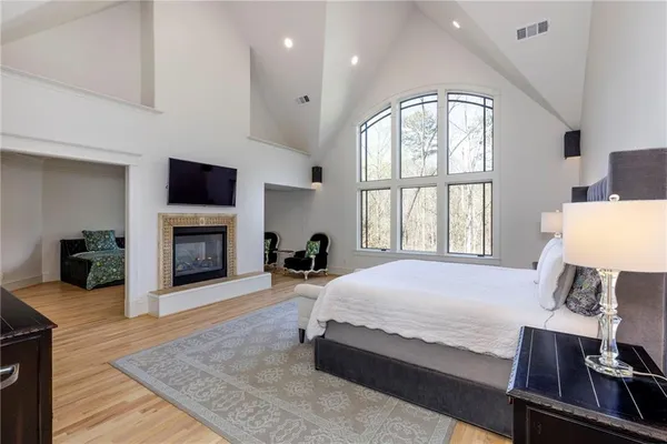 $3,000,000 | 1395 Hearst Drive Northeast, Brookhaven, GA 30319