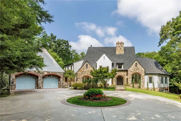 $3,000,000 | 1395 Hearst Drive Northeast, Brookhaven, GA 30319