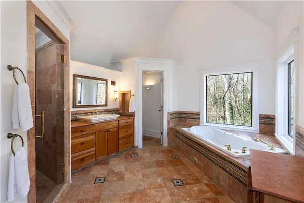 $3,000,000 | 1395 Hearst Drive Northeast, Brookhaven, GA 30319