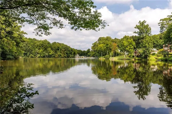 $3,000,000 | 1395 Hearst Drive Northeast, Brookhaven, GA 30319