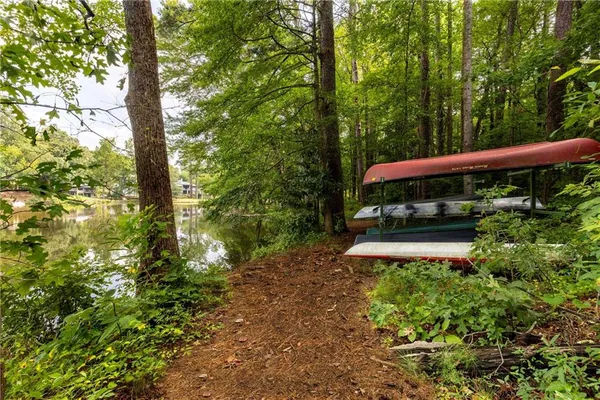 $3,000,000 | 1395 Hearst Drive Northeast, Brookhaven, GA 30319