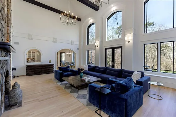 $3,000,000 | 1395 Hearst Drive Northeast, Brookhaven, GA 30319