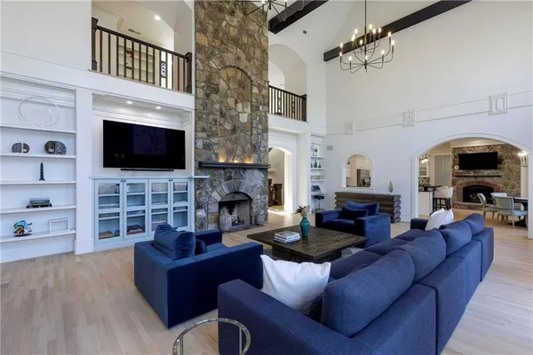 $3,000,000 | 1395 Hearst Drive Northeast, Brookhaven, GA 30319