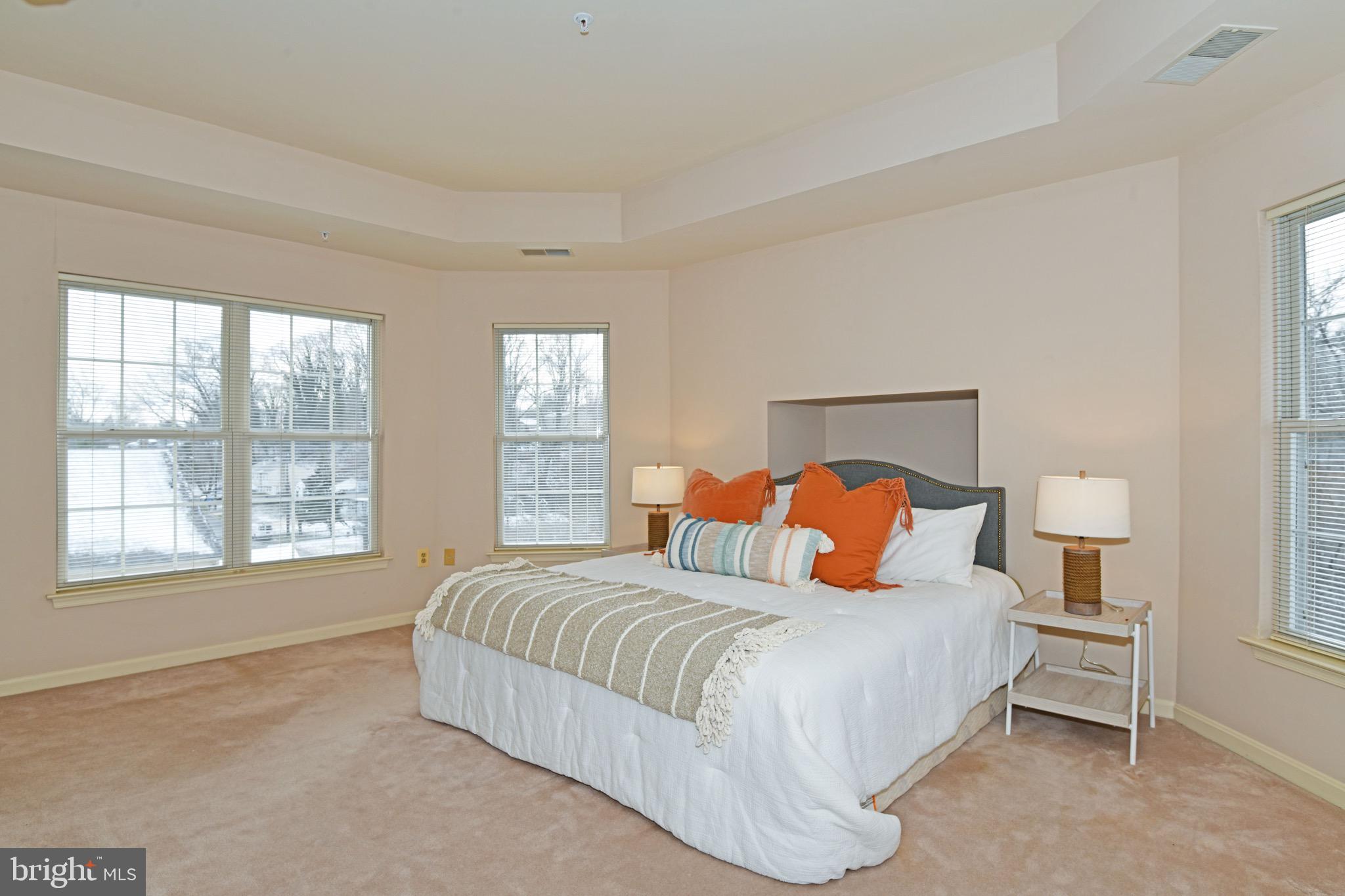 13325 Fort Washington Road Fort Washington, MD 20744 - Photo 16 of 32 Master Bedroom