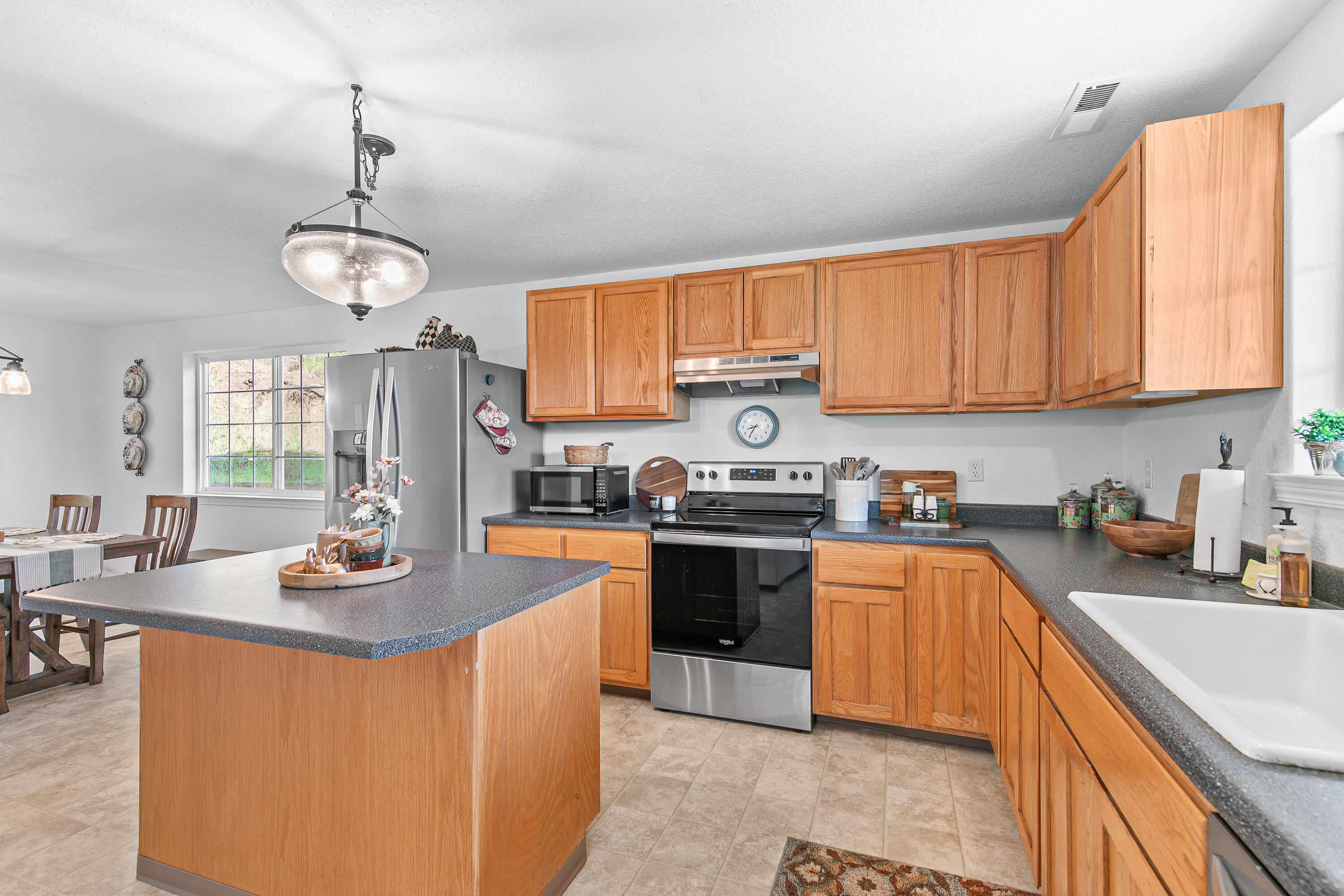 505 Wren Ridge Drive Eagle Point, OR 97524 - Photo 15 of 49 15