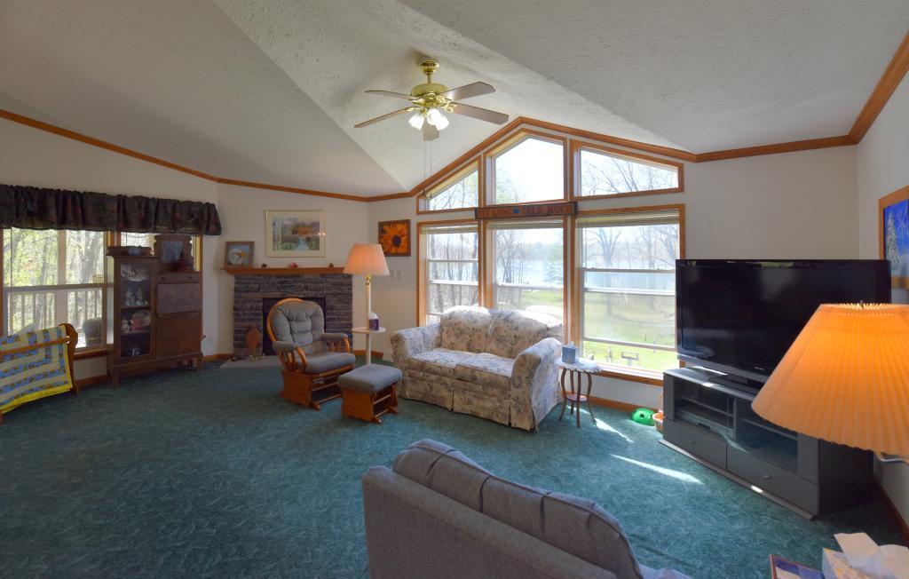 10470 Round Lake Road Pequot Lakes, MN 56472 - Photo 11 of 31 Gallery Image 11