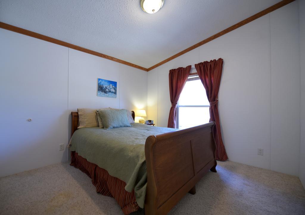 10470 Round Lake Road Pequot Lakes, MN 56472 - Photo 17 of 31 Gallery Image 17