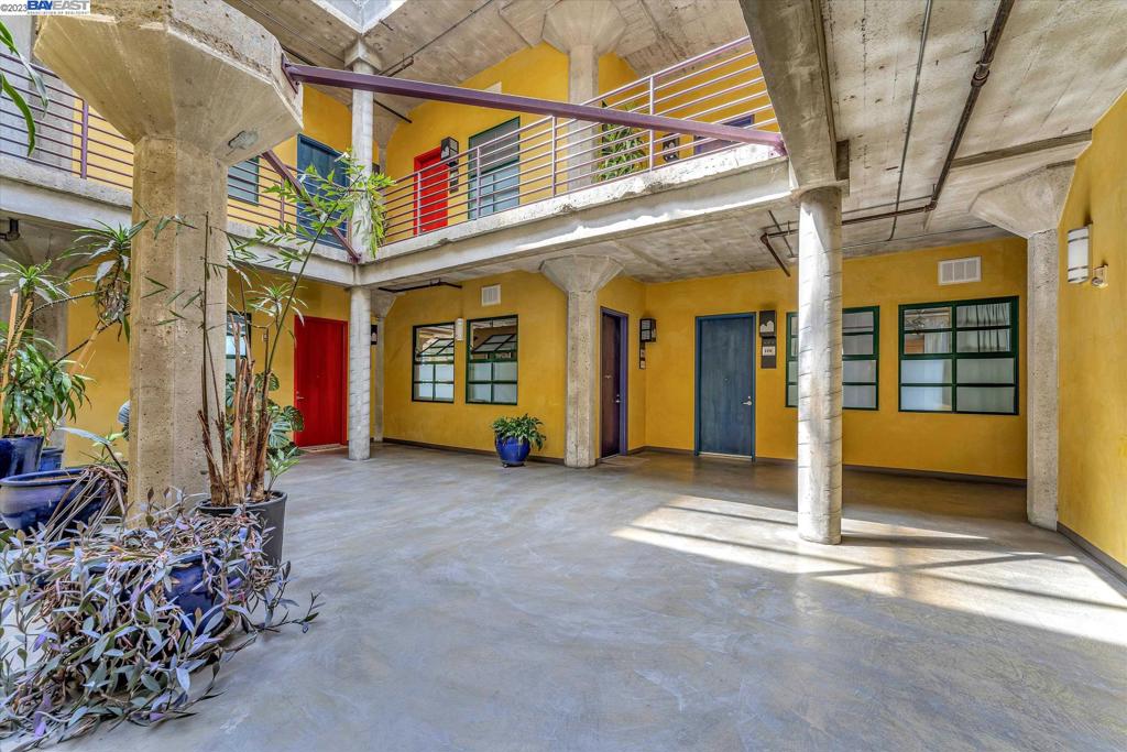 737 2nd Street, Unit 310 Oakland, CA 94607 - Photo 4 of 29