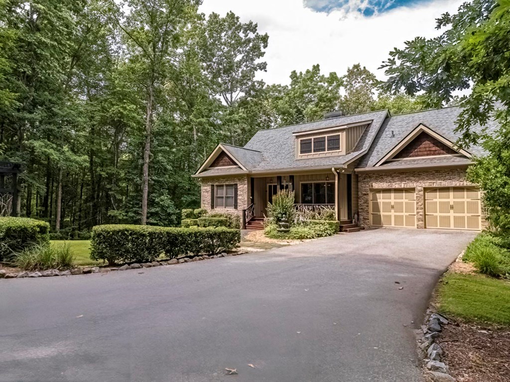 310 Plantation Lane Blue Ridge, GA 30513 - Photo 3 of 69