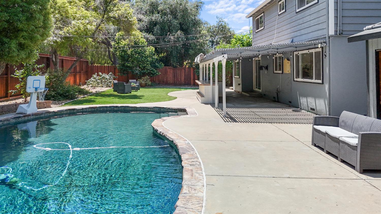 1768 Elmhurst Lane Concord, CA 94521 - Photo 43 of 70