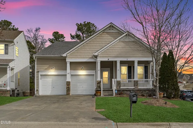 $575,000 | 2 Alyea Court, Durham, NC 27703