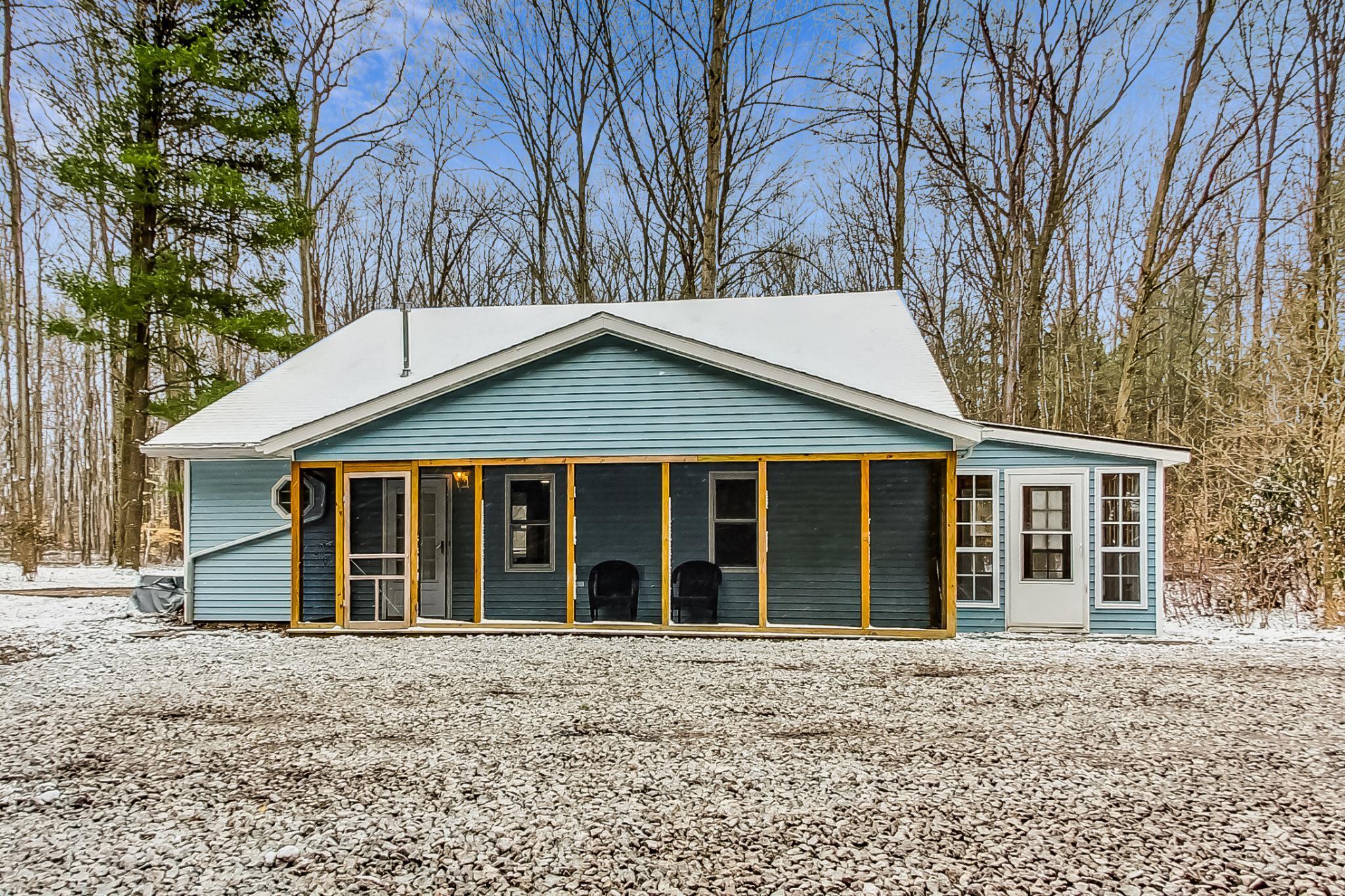 10097 North 425 West  