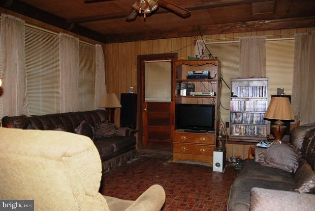 791 Hollow Road Delta, PA 17314 - Photo 3 of 13 Gallery Image 3