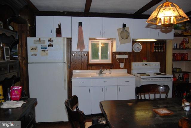 791 Hollow Road Delta, PA 17314 - Photo 6 of 13 Gallery Image 6
