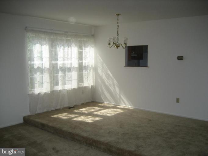 11809 Blue February Way Columbia, MD 21044 - Photo 4 of 19 Dining Area