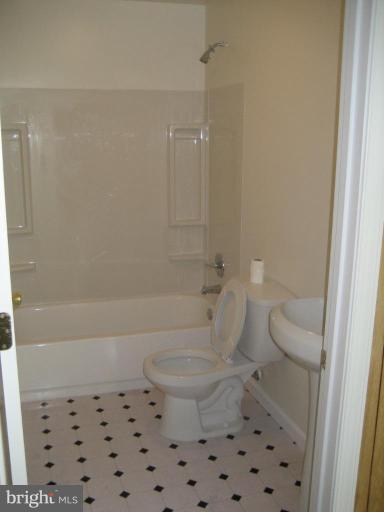 11809 Blue February Way Columbia, MD 21044 - Photo 8 of 19 Bath #2