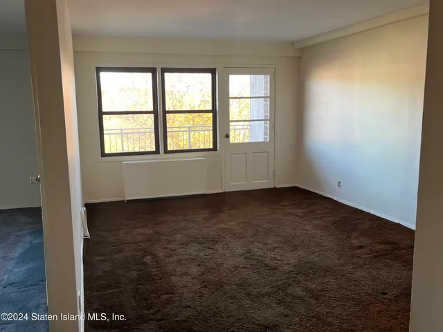 $138,000 | 1100 Clove Road, Unit 6H | Silver Lake