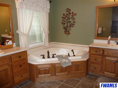 11820 Grabill Road Grabill, IN 46741 - Photo 22 of 29