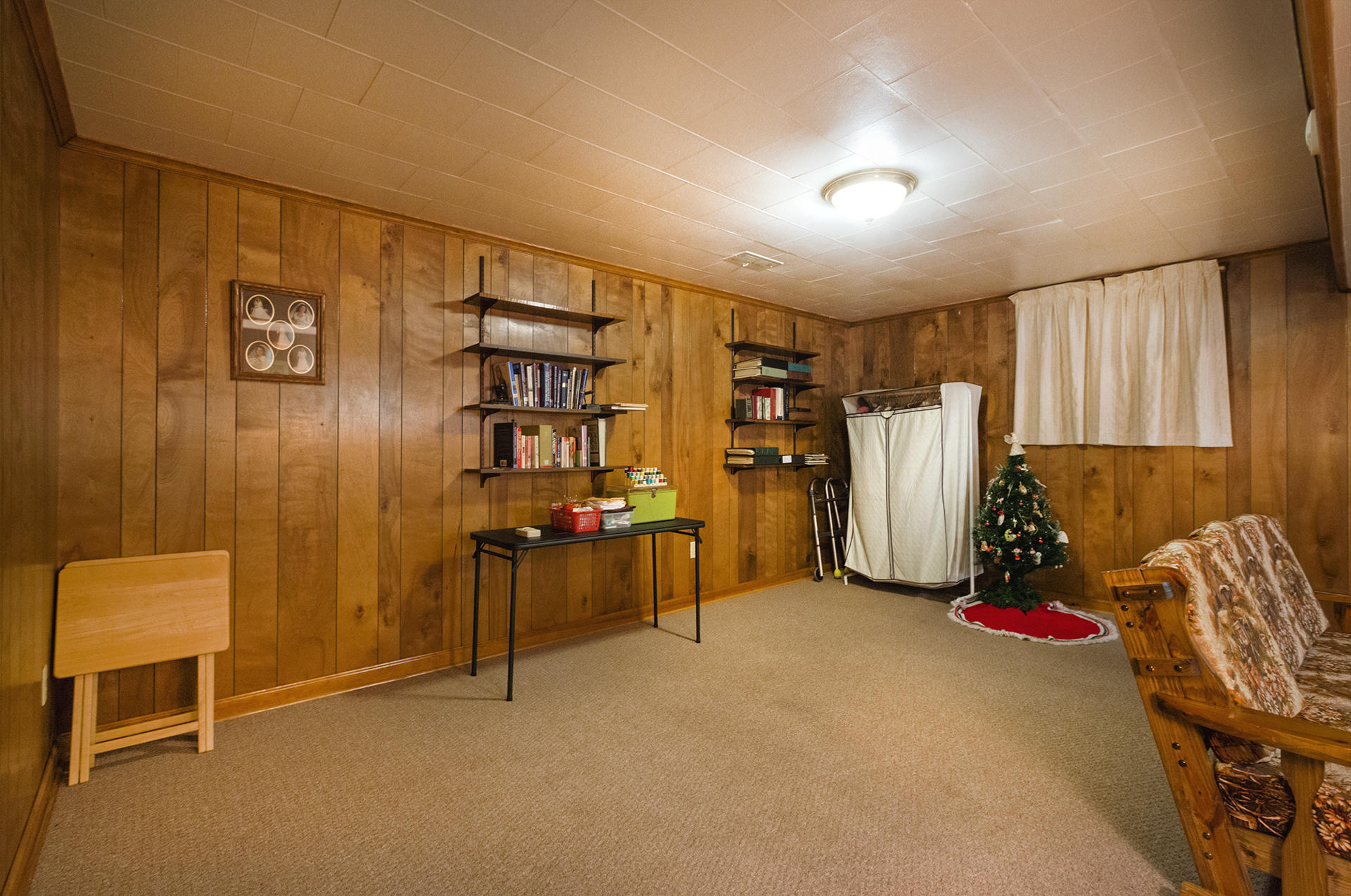 3463 Greencliff Road Roanoke, VA 24018 - Photo 17 of 30 Family Room