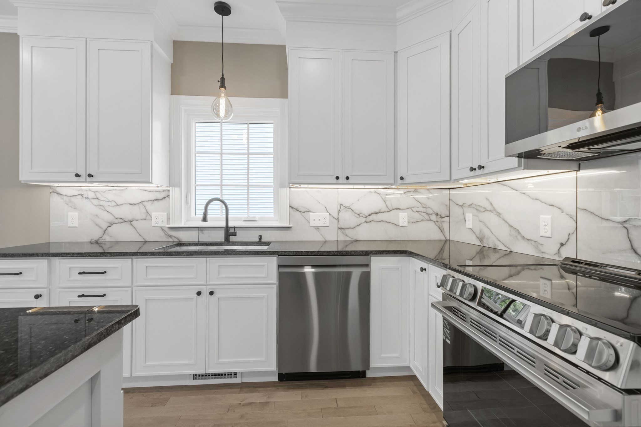 24 Cooper Road Webster, MA 01570 - Photo 13 of 39 Gallery Image 13