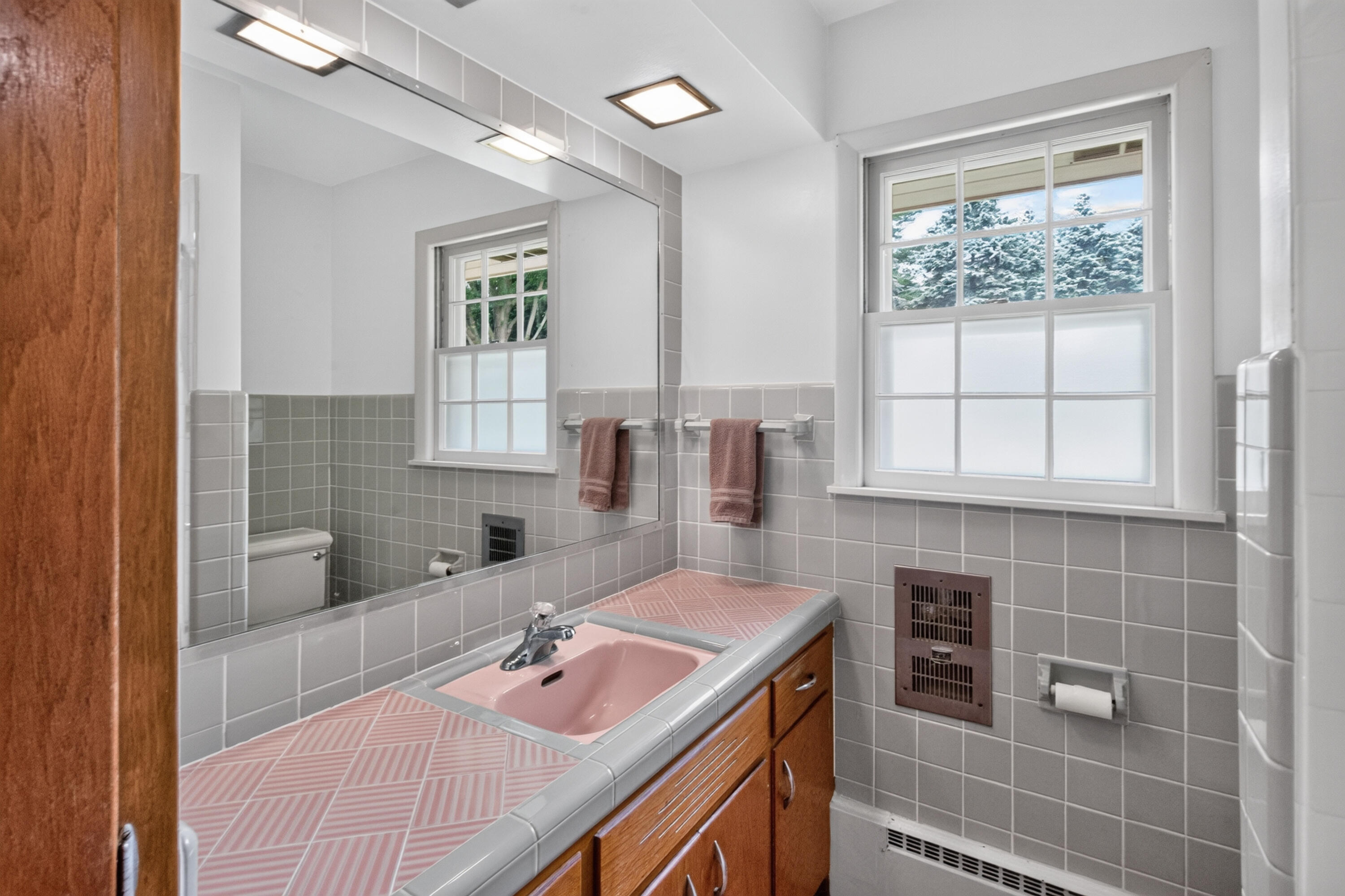 5106 Columbia Road Cedarburg, WI 53012 - Photo 18 of 42 DSC05063
