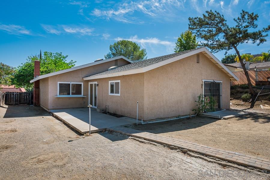 12538 Ridgeton Drive Lakeside, CA 92040 - Photo 22 of 25 Outdoor area perfect for entertainment
