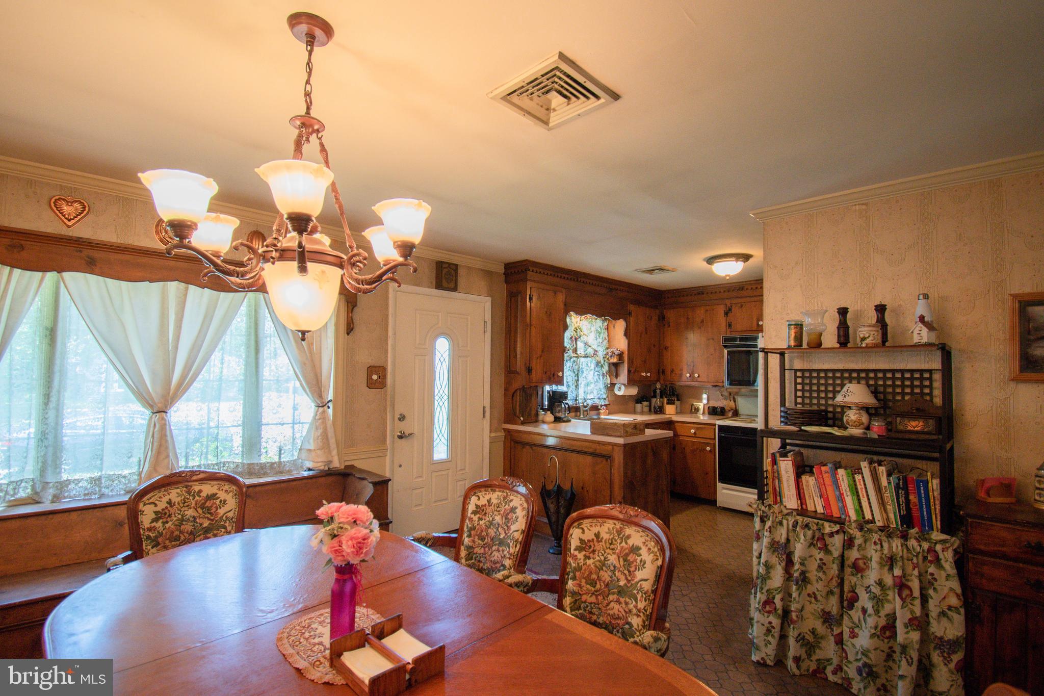 6 Oldbrook Road Levittown, PA 19057 - Photo 6 of 29