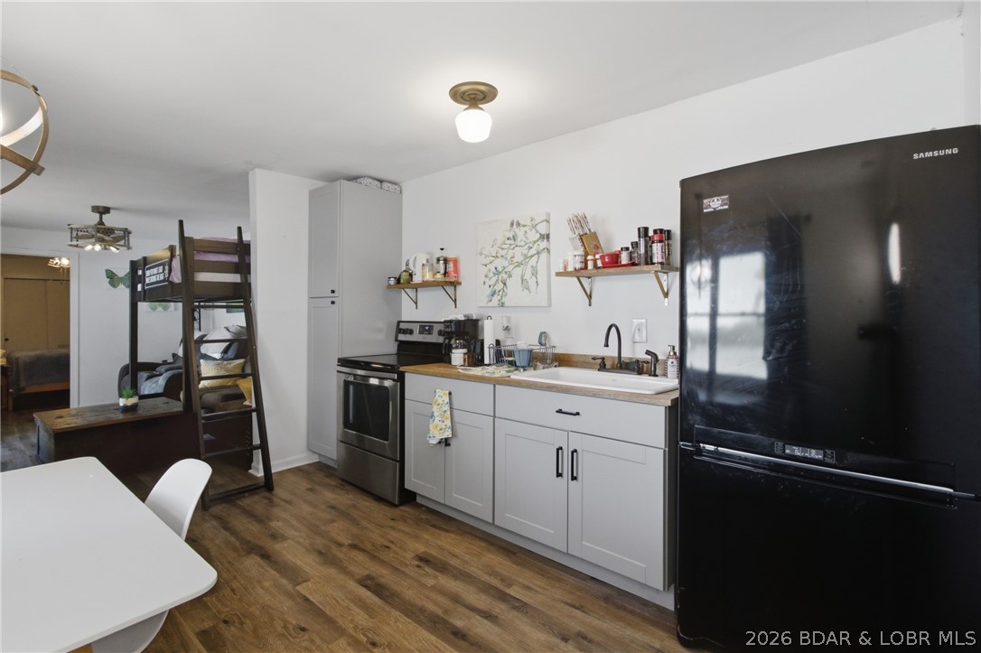 4369 Lower Prairie Hollow Road Roach, MO 65787 - Photo 5 of 30 Gallery Image 5