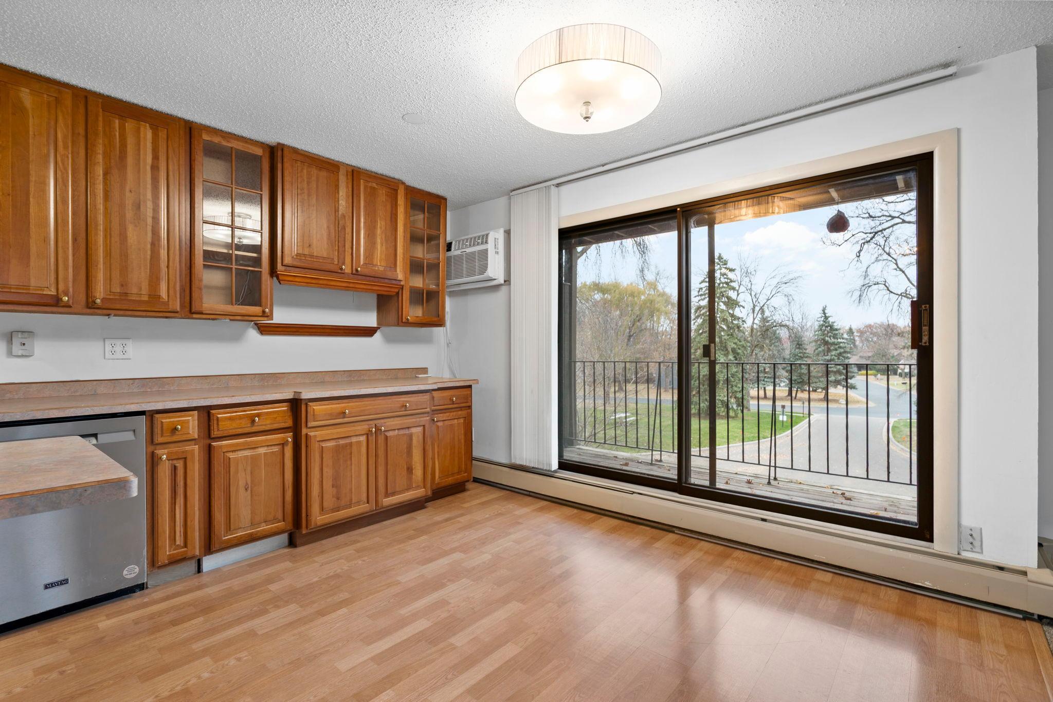 3431 Kent Street, Unit 801 St. Paul, MN 55126 - Photo 11 of 38