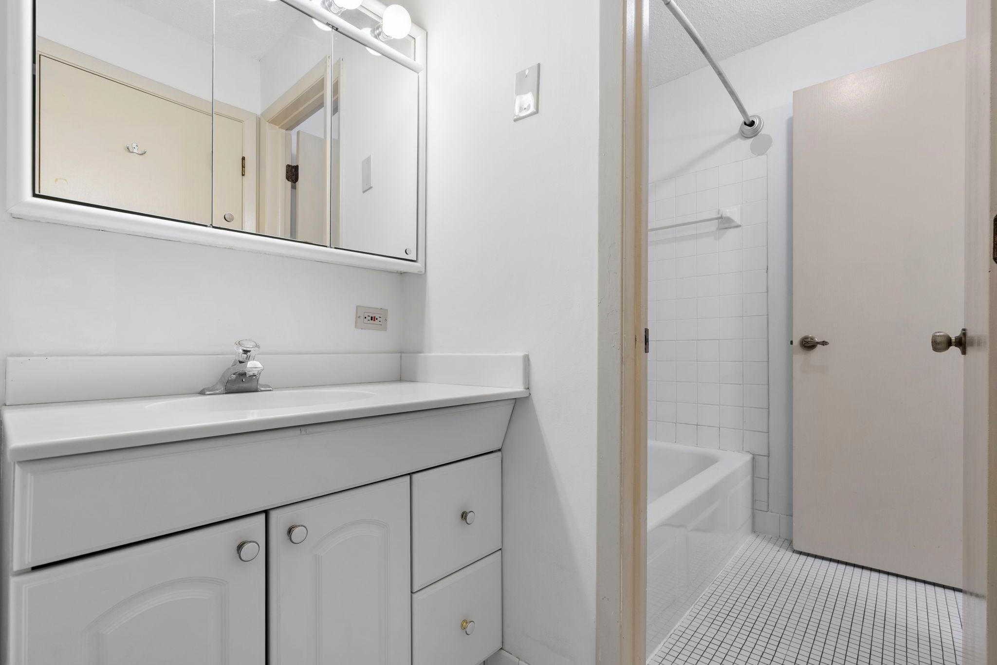 3431 Kent Street, Unit 801 St. Paul, MN 55126 - Photo 20 of 38