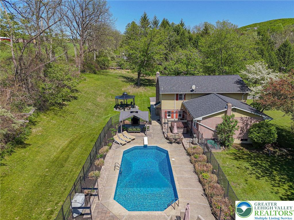 3857 Friedens Road Slatington, PA 18080 - Photo 8 of 75