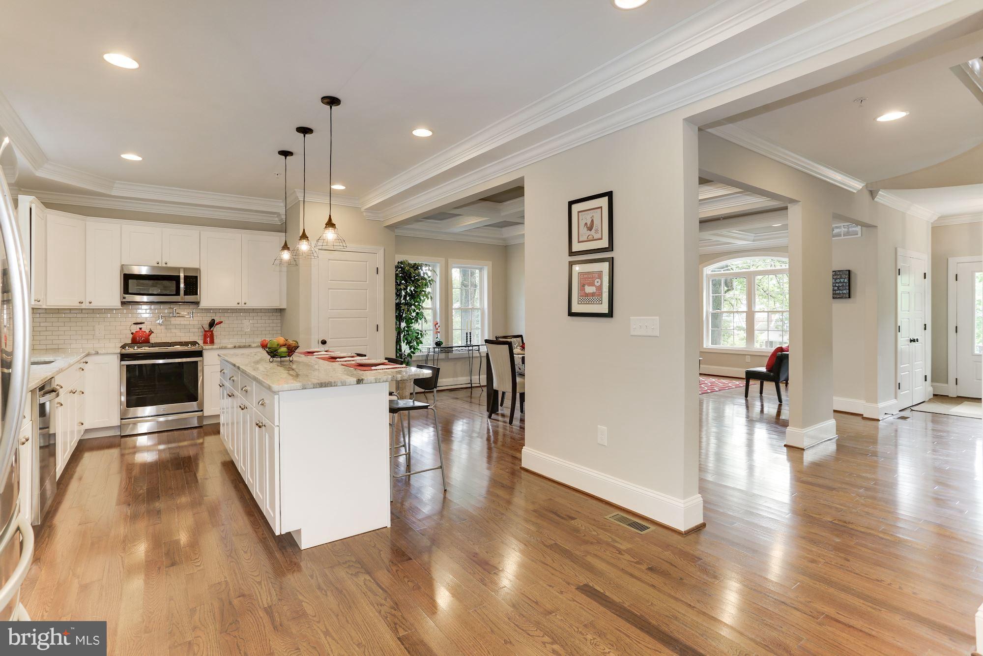 507 South Rolling Road Baltimore, MD 21228 - Photo 11 of 30 a living room with furniture appliances and wooden floor