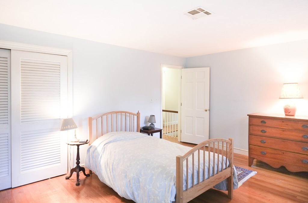 19 Meadowview Road Wayland, MA 01778 - Photo 16 of 19