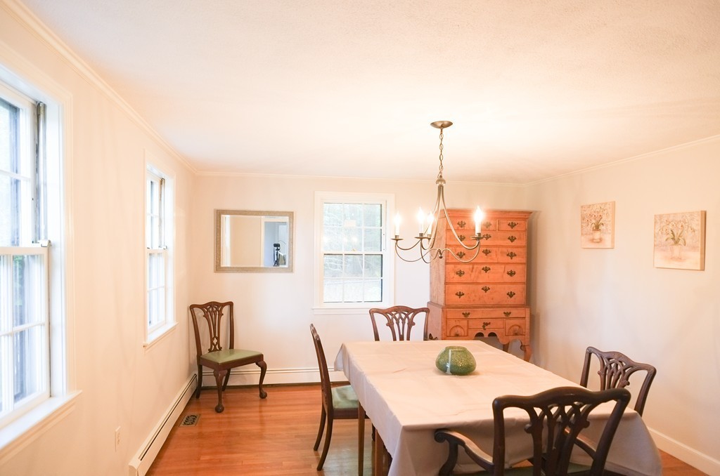 19 Meadowview Road Wayland, MA 01778 - Photo 3 of 19