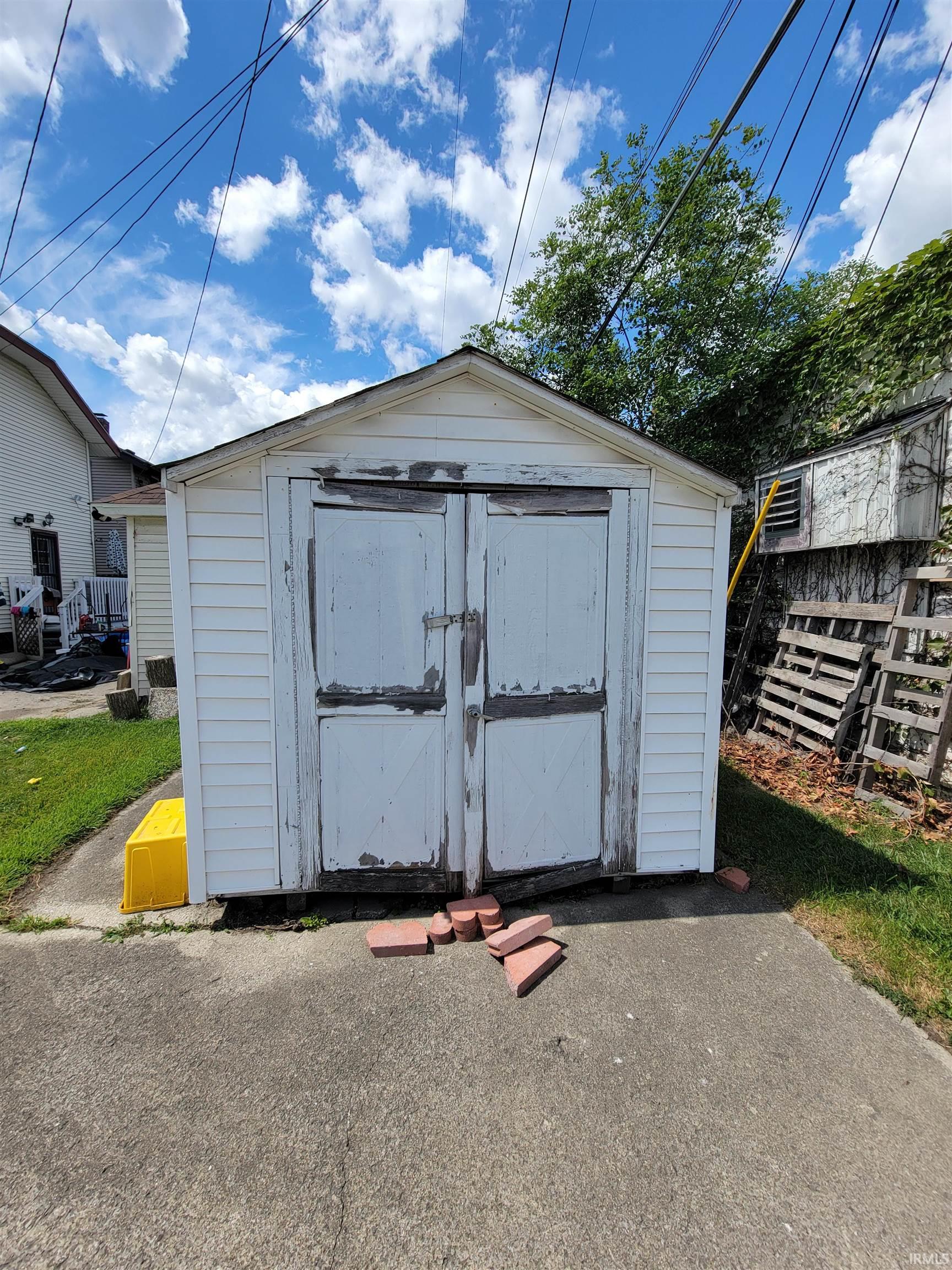436 Violet Court Fort Wayne, IN 46807 - Photo 27 of 32