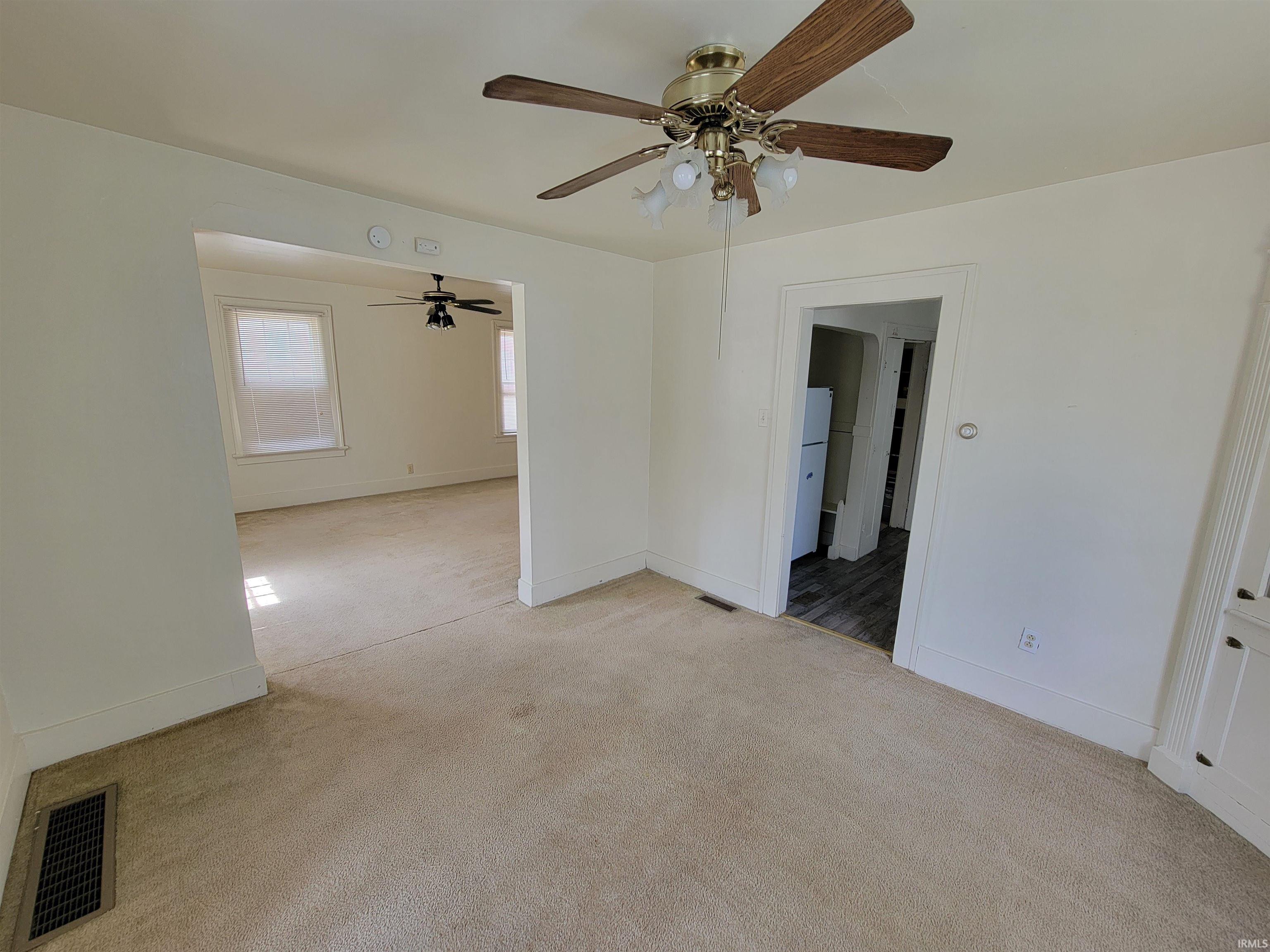 436 Violet Court Fort Wayne, IN 46807 - Photo 8 of 32