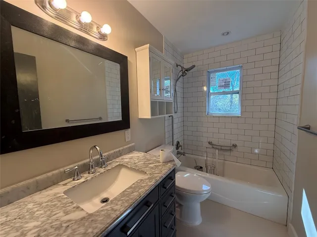 $2,245 | 7407 Albert Road, Austin, TX 78745