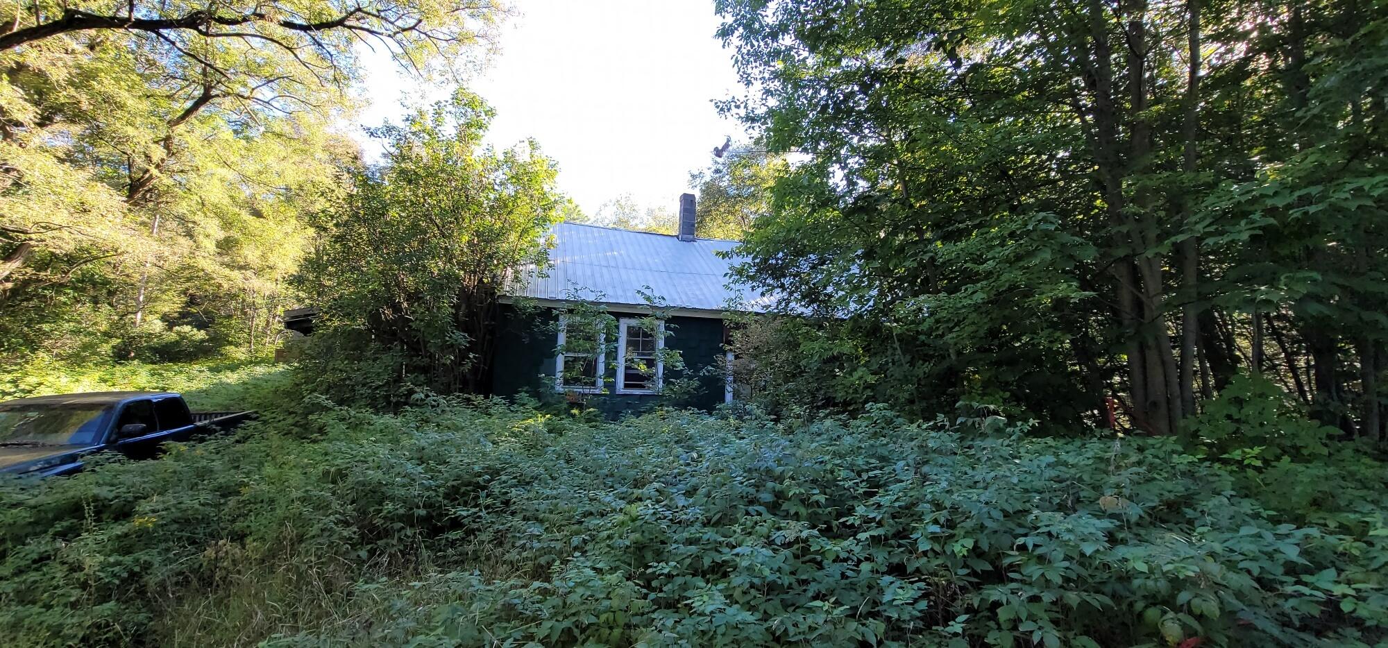 592 River Road Canton, ME 04221 - Photo 5 of 14 6