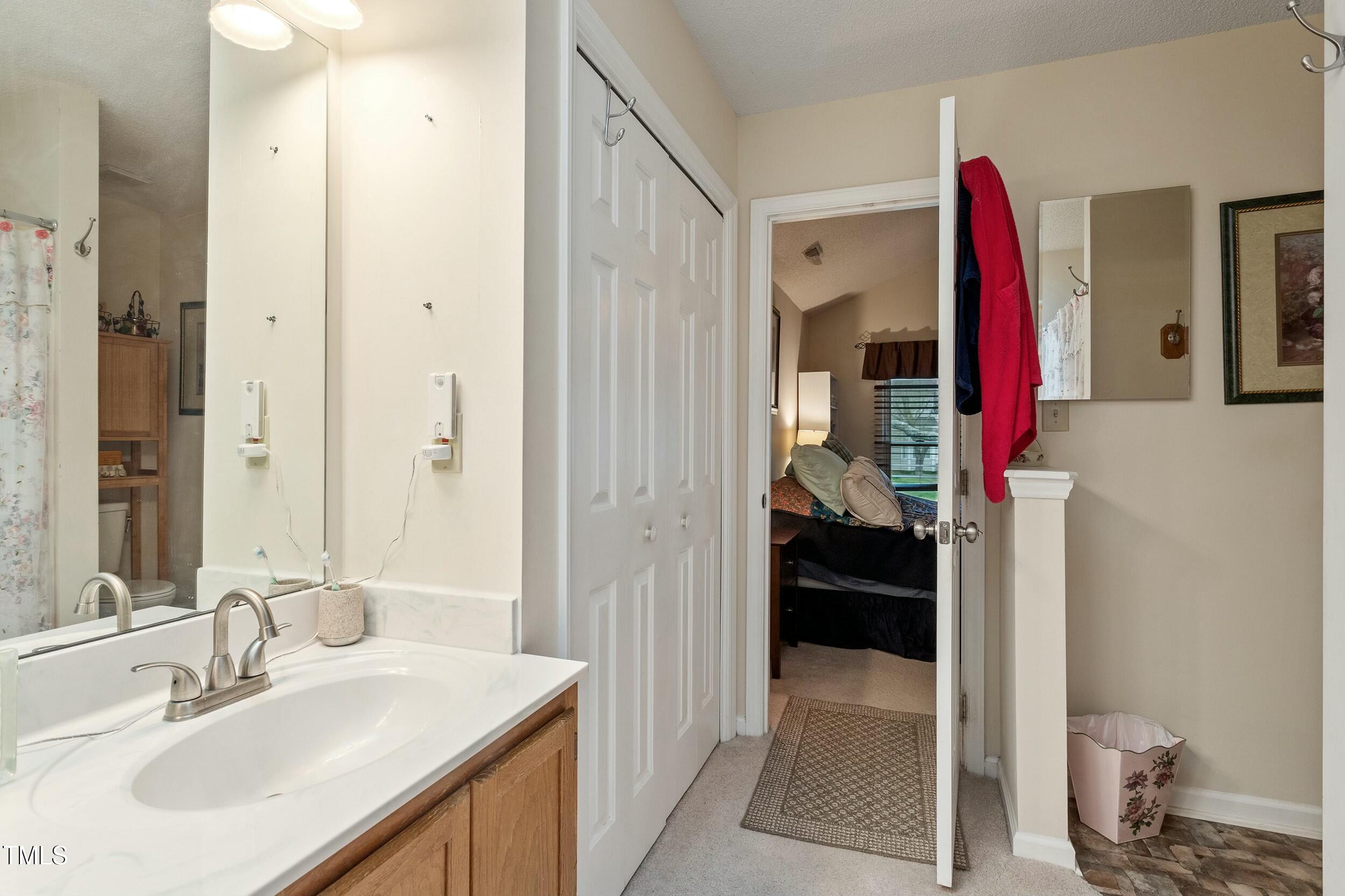 11821 Fairlie Place Raleigh, NC 27613 - Photo 21 of 34 tempImageFnHs8x