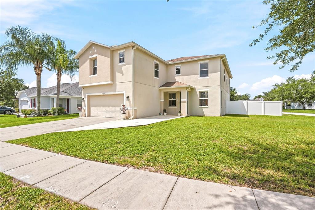 5213 Prairie View Way Wesley Chapel, FL 33545 - Photo 1 of 40