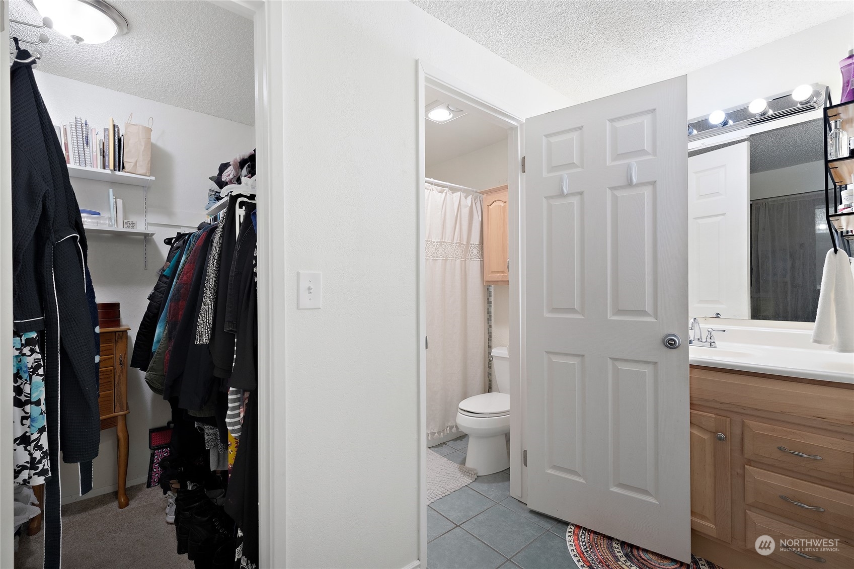 820 Cady Road, Unit C201 Everett, WA 98203 - Photo 16 of 30 Gallery Image 16