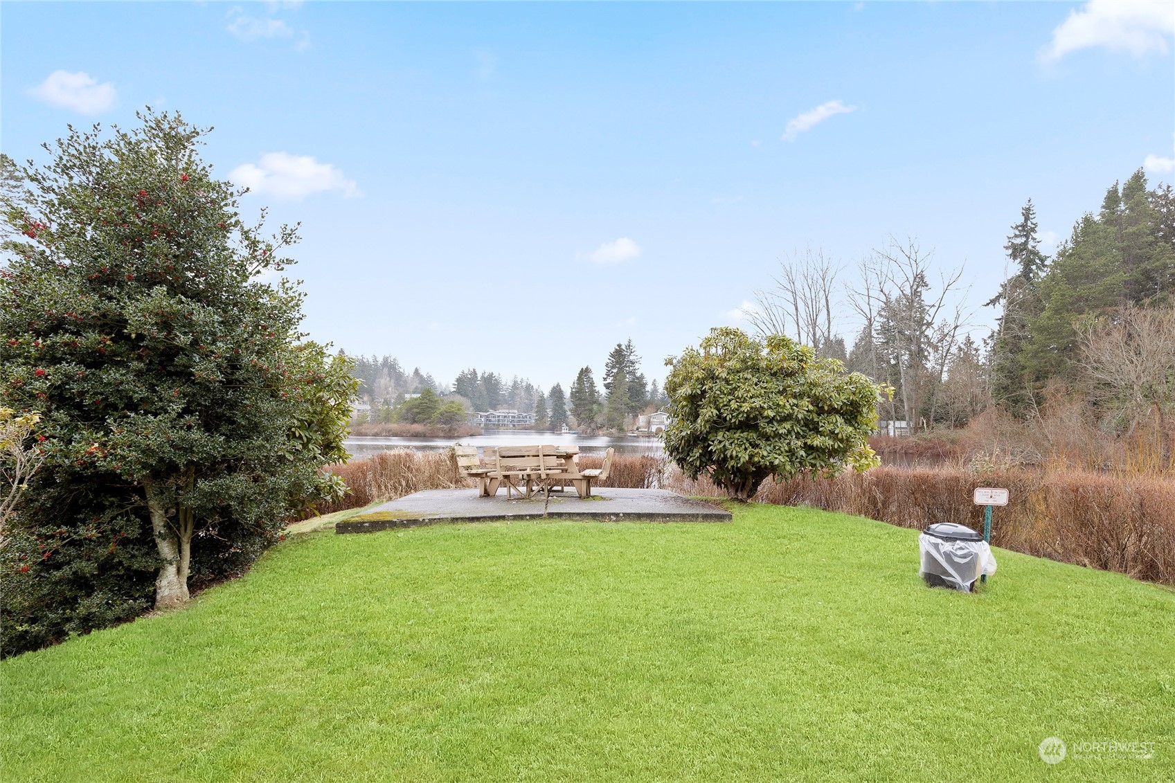 820 Cady Road, Unit C201 Everett, WA 98203 - Photo 28 of 30 Gallery Image 28