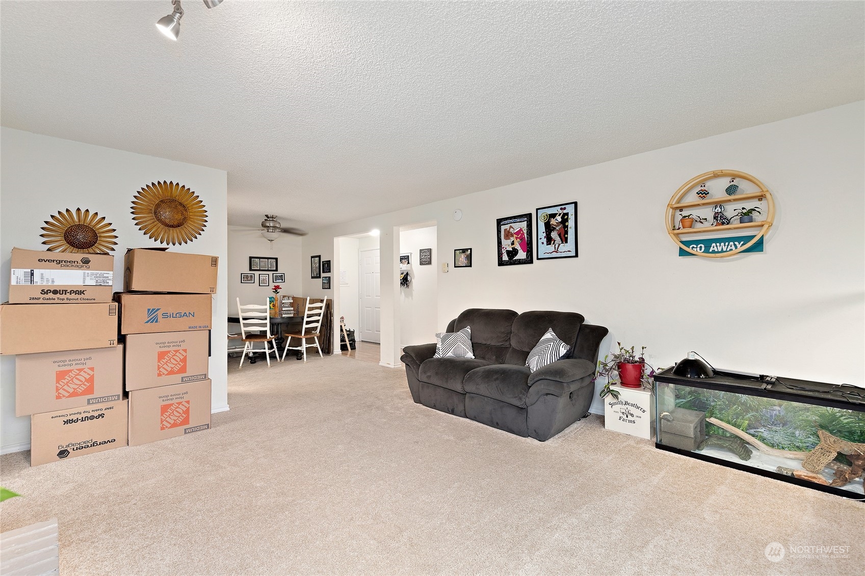 820 Cady Road, Unit C201 Everett, WA 98203 - Photo 4 of 30 Gallery Image 4