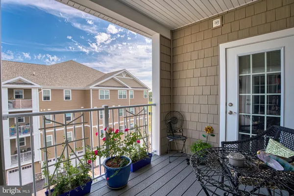 $472,500 | 406 Bold Ruler Court, Unit 402, Havre de Grace, MD 21078