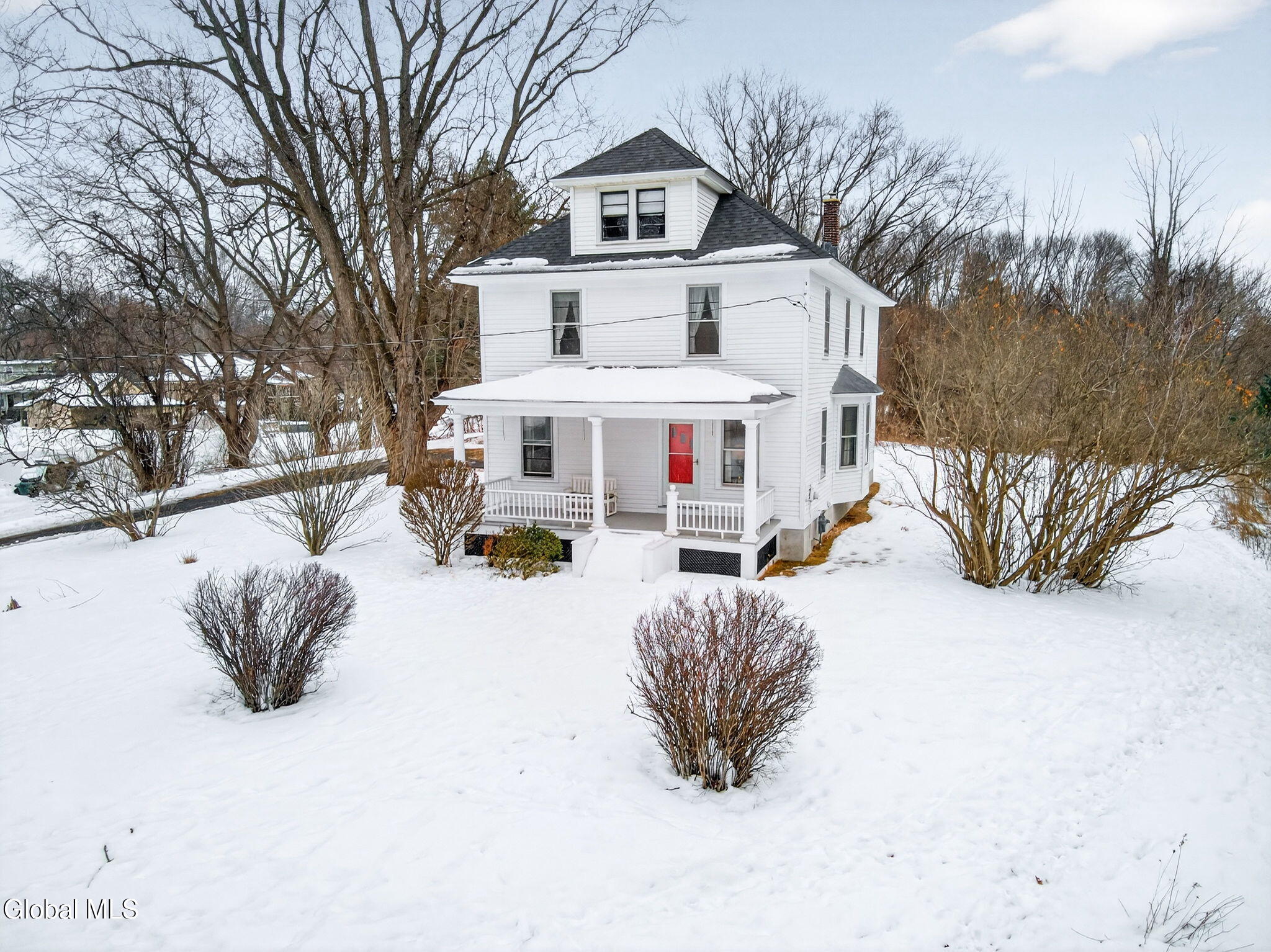 471 Russell Road Bethlehem, NY 12203 - Photo 1 of 31 27-web-or-mls-027-DJI_0368