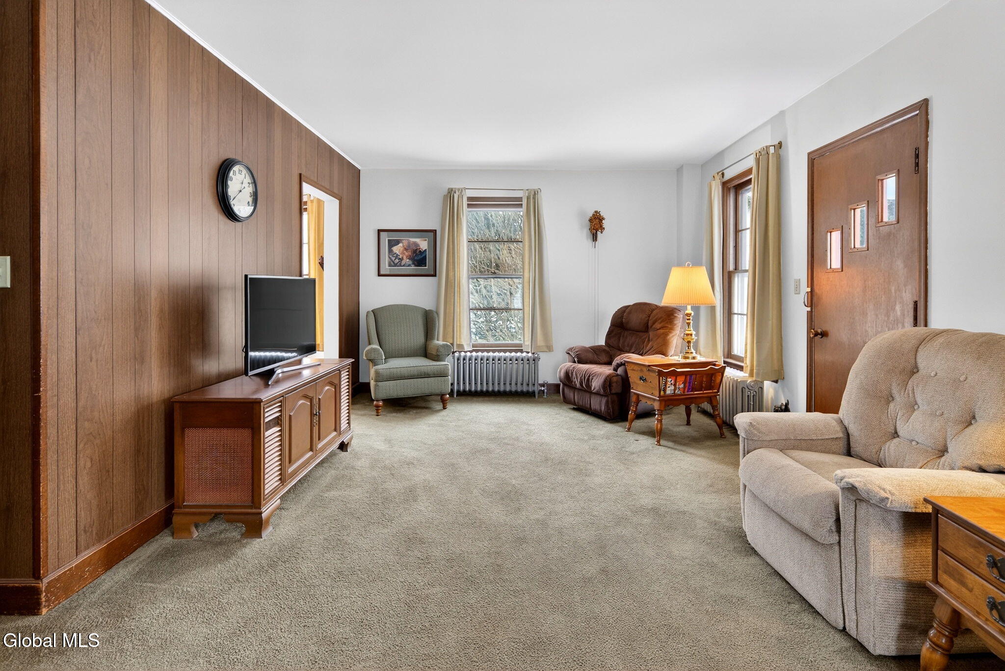 471 Russell Road Bethlehem, NY 12203 - Photo 11 of 31 4-web-or-mls-004-DSC00387