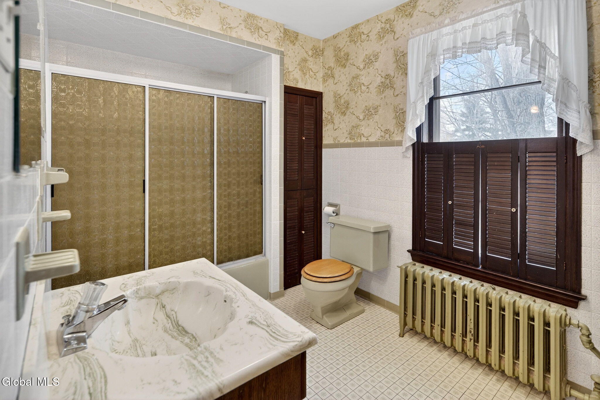 471 Russell Road Bethlehem, NY 12203 - Photo 17 of 31 20-web-or-mls-020-DSC00469